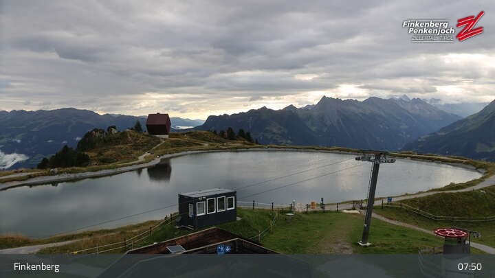 Archived image Webcam Penkenjoch near Finkenberg