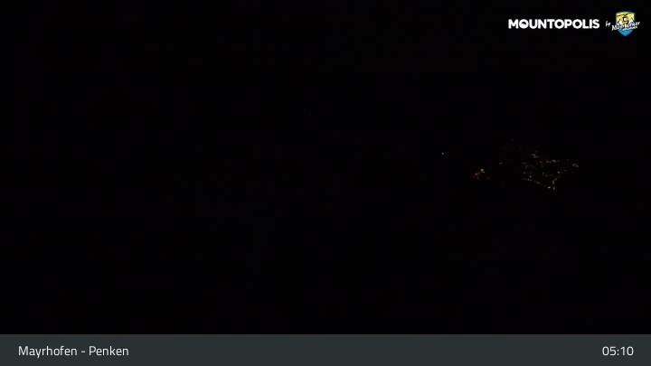 Archived image Webcam Mayrhofen - Penkenbahn