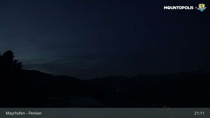 Archived image Webcam Mayrhofen - Penkenbahn