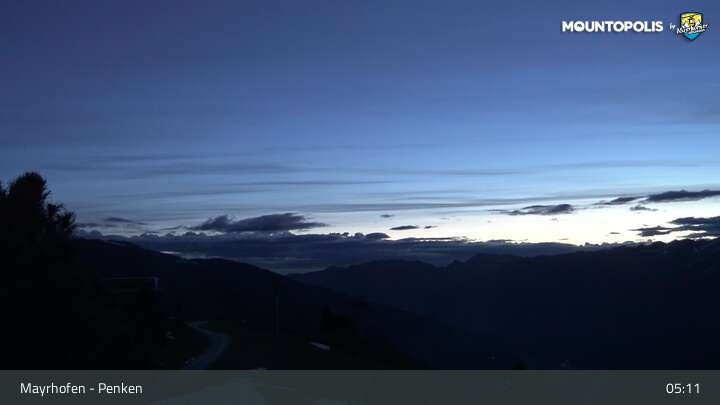 Archived image Webcam Mayrhofen - Penkenbahn