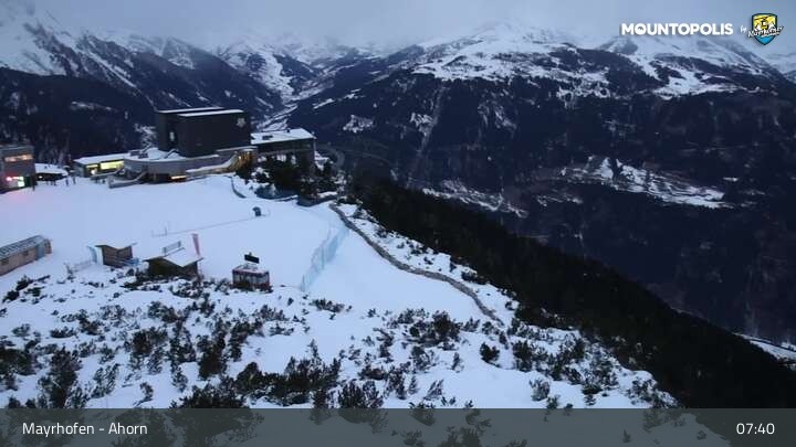 Archiv Foto Webcam Mayrhofen - Bergstation auf dem Ahorn