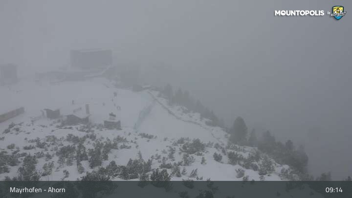 Archived image Webcam Mayrhofen - Mountain station at Ahorn mountain