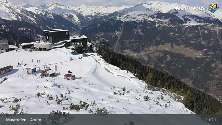 Archiv Foto Webcam Mayrhofen - Bergstation auf dem Ahorn