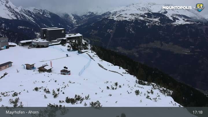 Archiv Foto Webcam Mayrhofen - Bergstation auf dem Ahorn