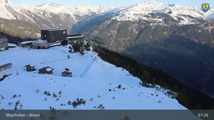 Archiv Foto Webcam Mayrhofen - Bergstation auf dem Ahorn