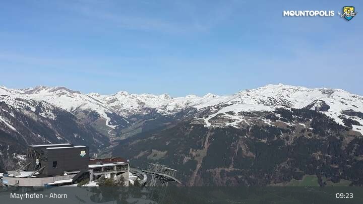 Archiv Foto Webcam Mayrhofen - Bergstation auf dem Ahorn