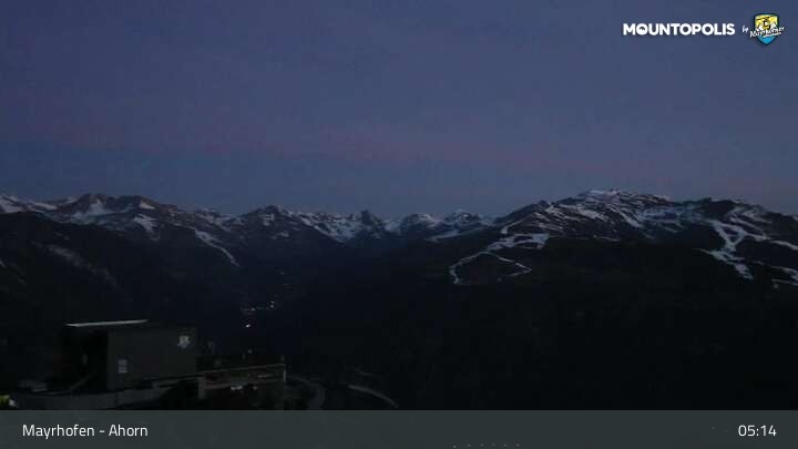 Archived image Webcam Mayrhofen - Mountain station at Ahorn mountain