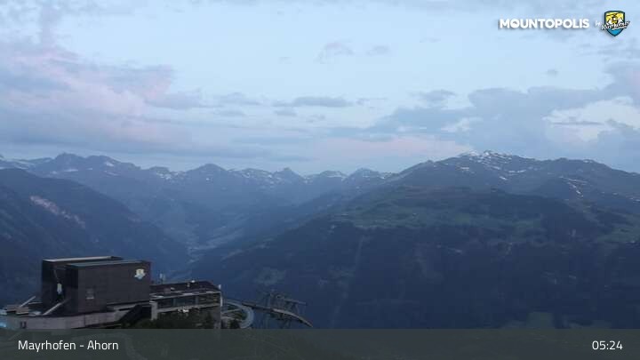Archiv Foto Webcam Mayrhofen - Bergstation auf dem Ahorn