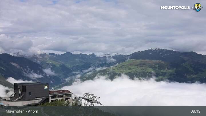 Archiv Foto Webcam Mayrhofen - Bergstation auf dem Ahorn