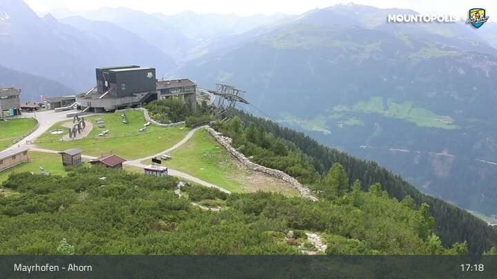 Archiv Foto Webcam Mayrhofen - Bergstation auf dem Ahorn