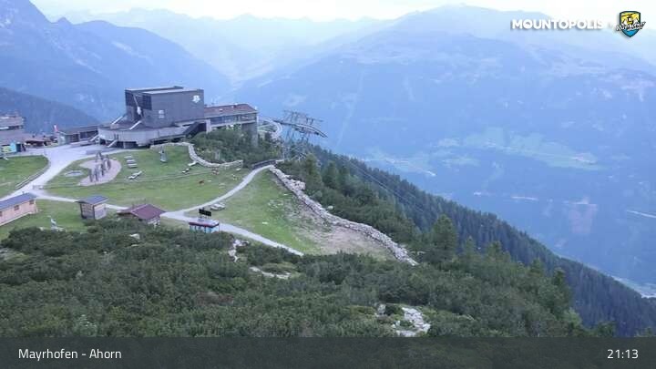 Archiv Foto Webcam Mayrhofen - Bergstation auf dem Ahorn