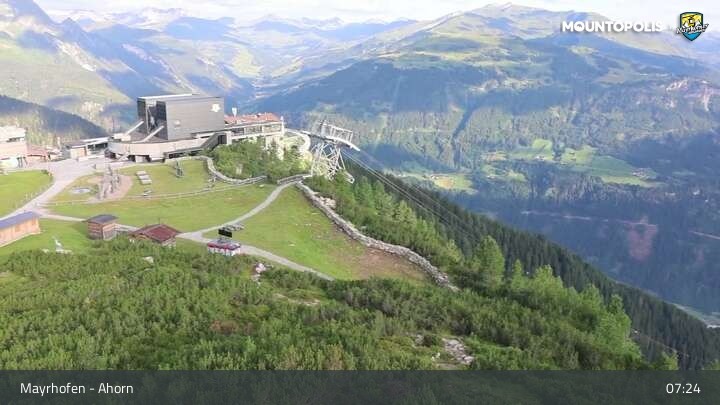 Archiv Foto Webcam Mayrhofen - Bergstation auf dem Ahorn