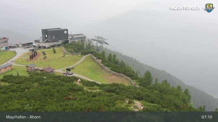 Archiv Foto Webcam Mayrhofen - Bergstation auf dem Ahorn