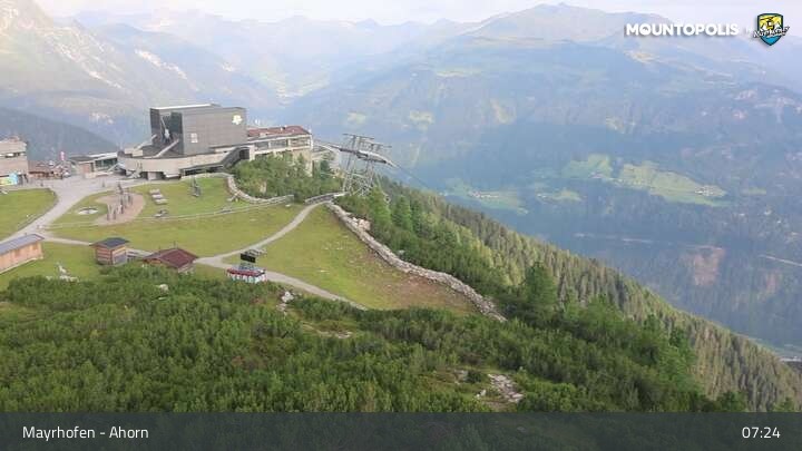 Archiv Foto Webcam Mayrhofen - Bergstation auf dem Ahorn
