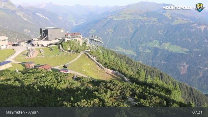 Archiv Foto Webcam Mayrhofen - Bergstation auf dem Ahorn