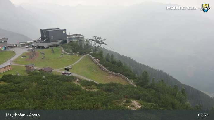Archiv Foto Webcam Mayrhofen - Bergstation auf dem Ahorn
