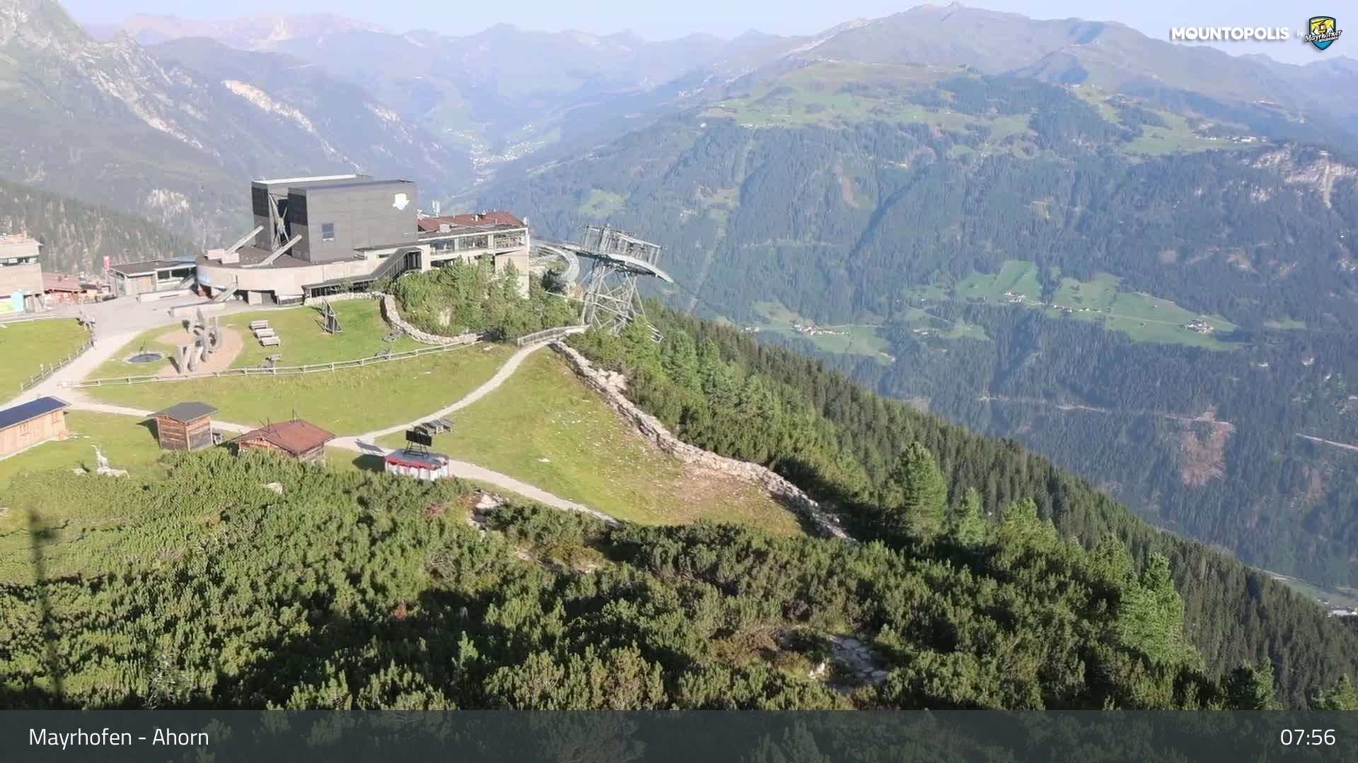 Archiv Foto Webcam Mayrhofen - Bergstation auf dem Ahorn