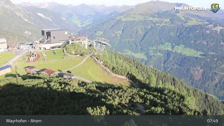 Archiv Foto Webcam Mayrhofen - Bergstation auf dem Ahorn
