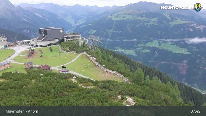 Archiv Foto Webcam Mayrhofen - Bergstation auf dem Ahorn