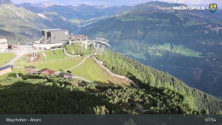 Archiv Foto Webcam Mayrhofen - Bergstation auf dem Ahorn