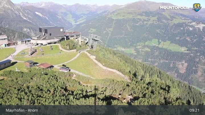 Archiv Foto Webcam Mayrhofen - Bergstation auf dem Ahorn