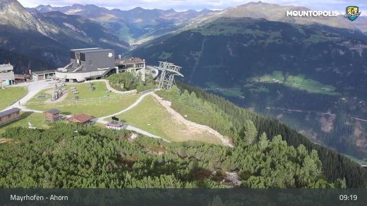 Archiv Foto Webcam Mayrhofen - Bergstation auf dem Ahorn
