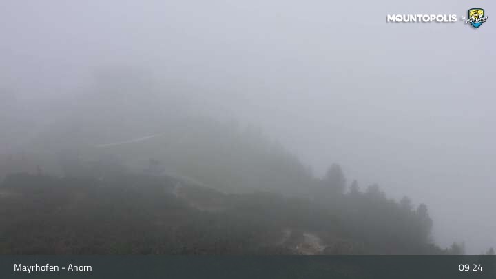 Archiv Foto Webcam Mayrhofen - Bergstation auf dem Ahorn
