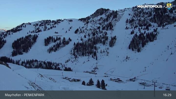 Archived image Webcam Mayrhofen - Horberg mountain