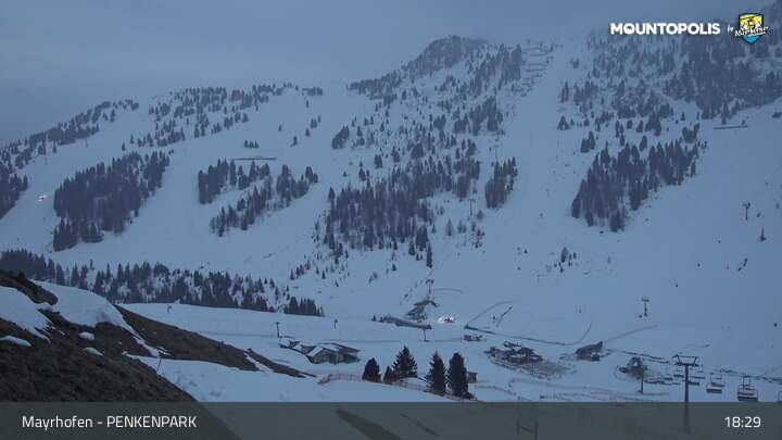 Archived image Webcam Mayrhofen - Horberg mountain