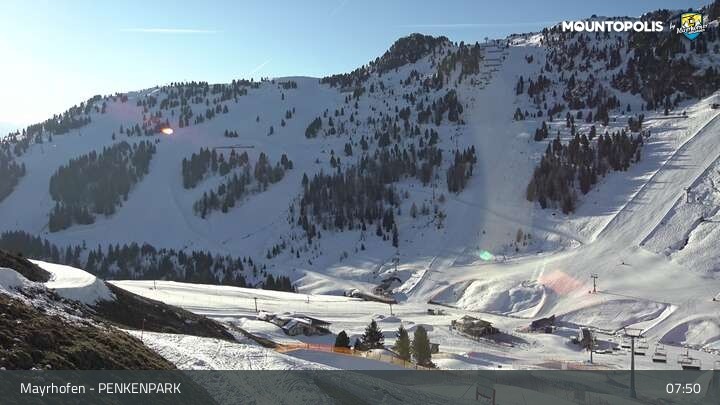Archived image Webcam Mayrhofen - Horberg mountain