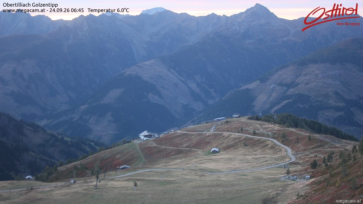 Archived image Webcam Golzentipp mountain in Obertilliach