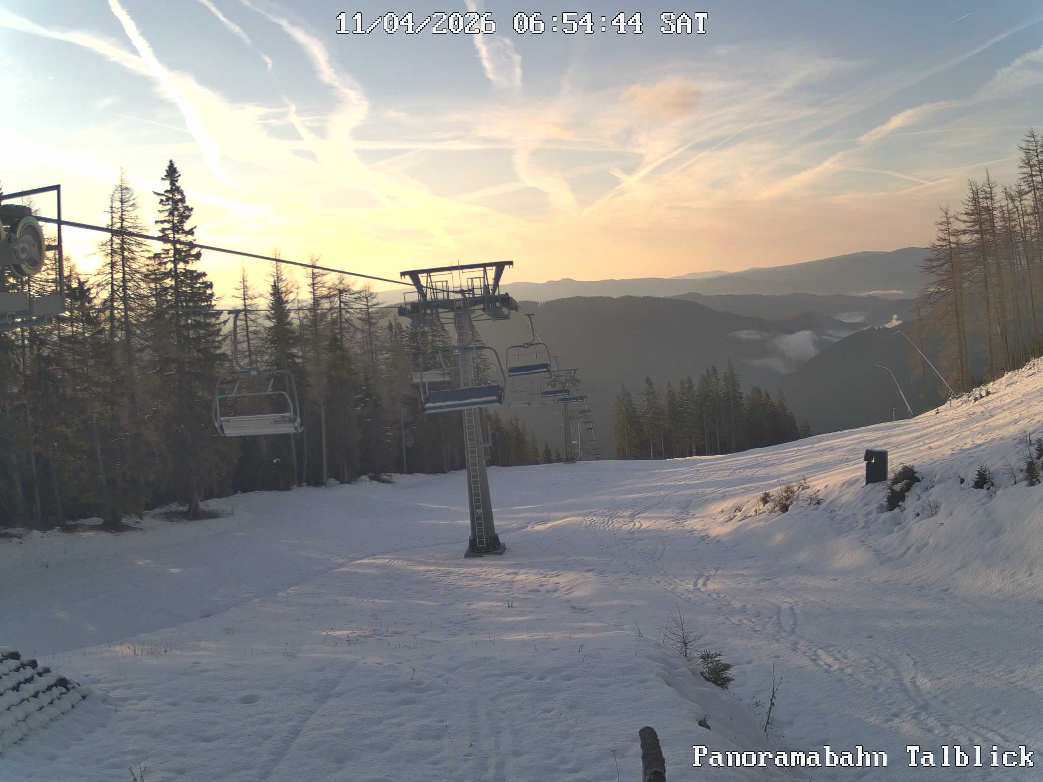 Archived image Webcam mountain station Panoramalift, alp Brunnalm/mount Hohe Veitsch