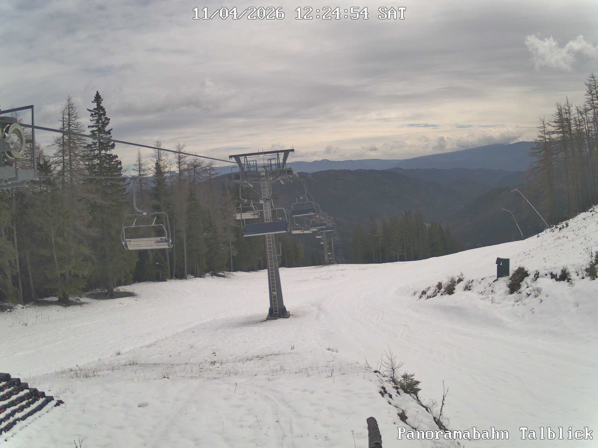 Archived image Webcam mountain station Panoramalift, alp Brunnalm/mount Hohe Veitsch
