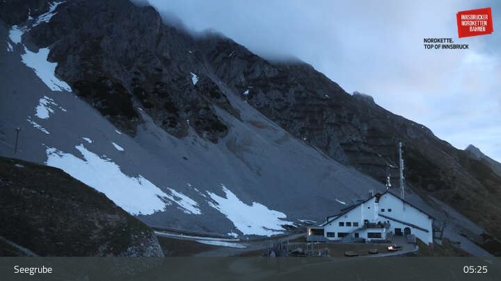 Archiv Foto Webcam Innsbrucker Nordkettenbahnen, Bergstation Seegrube