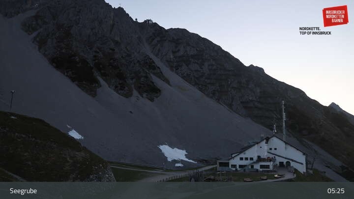 Archiv Foto Webcam Innsbrucker Nordkettenbahnen, Bergstation Seegrube