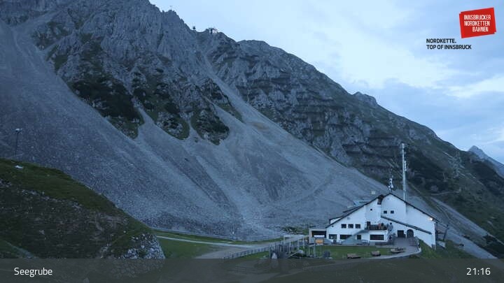 Archiv Foto Webcam Innsbrucker Nordkettenbahnen, Bergstation Seegrube