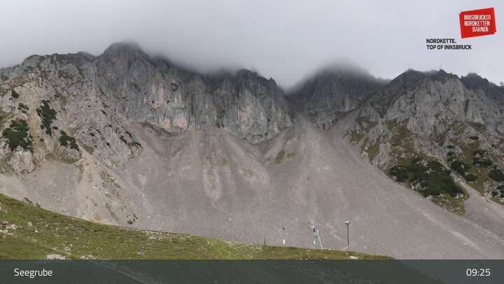 Archiv Foto Webcam Innsbrucker Nordkettenbahnen, Bergstation Seegrube