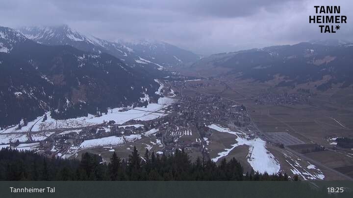 Archiv Foto Webcam Tannheim: Mittelstation Neunerköpfle