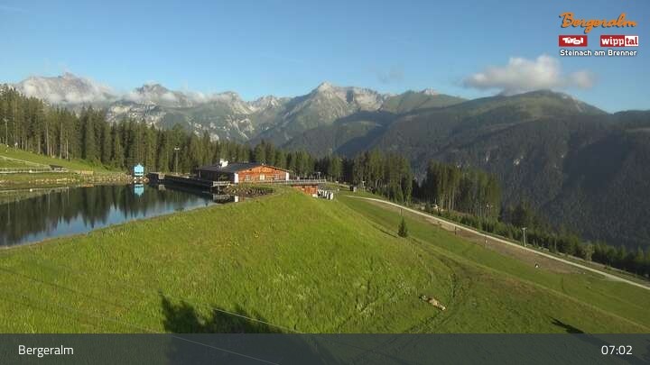 Archived image Webcam Chair Lift Steinboden, Alp Bergeralm