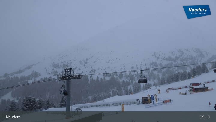 Archiv Foto Webcam Bergkastelseilbahn Bergstation