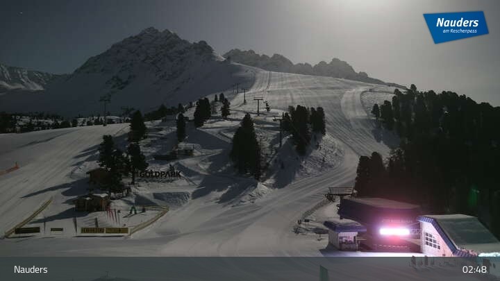 Archiv Foto Webcam Bergkastelseilbahn Bergstation