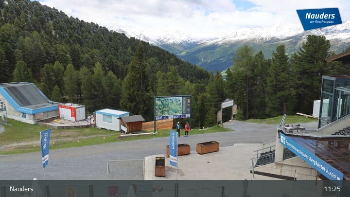 Archiv Foto Webcam Bergkastelseilbahn Bergstation