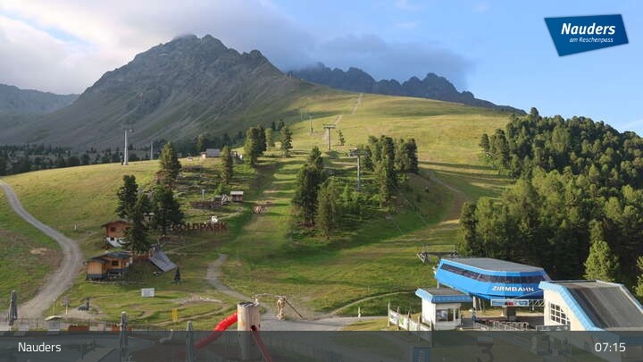 Archiv Foto Webcam Bergkastelseilbahn Bergstation