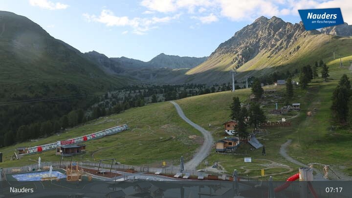 Archiv Foto Webcam Bergkastelseilbahn Bergstation