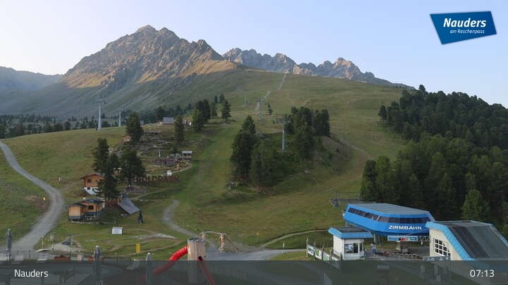 Archiv Foto Webcam Bergkastelseilbahn Bergstation