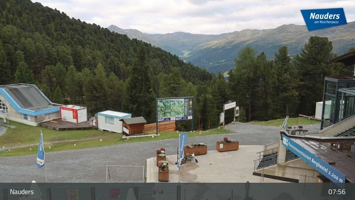 Archiv Foto Webcam Bergkastelseilbahn Bergstation