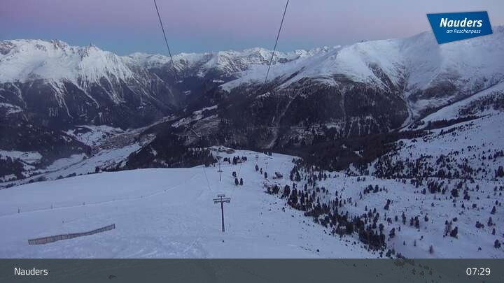Archiv Foto Webcam Bergstation der Zirmbahn (Nauders)