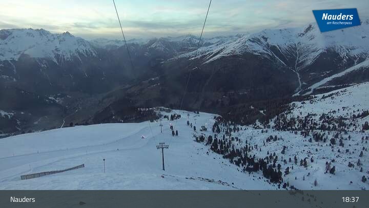 Archived image Webcam Mountain station Zirmbahn (Nauders)