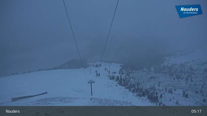 Archived image Webcam Mountain station Zirmbahn (Nauders)