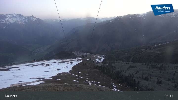 Archiv Foto Webcam Bergstation der Zirmbahn (Nauders)